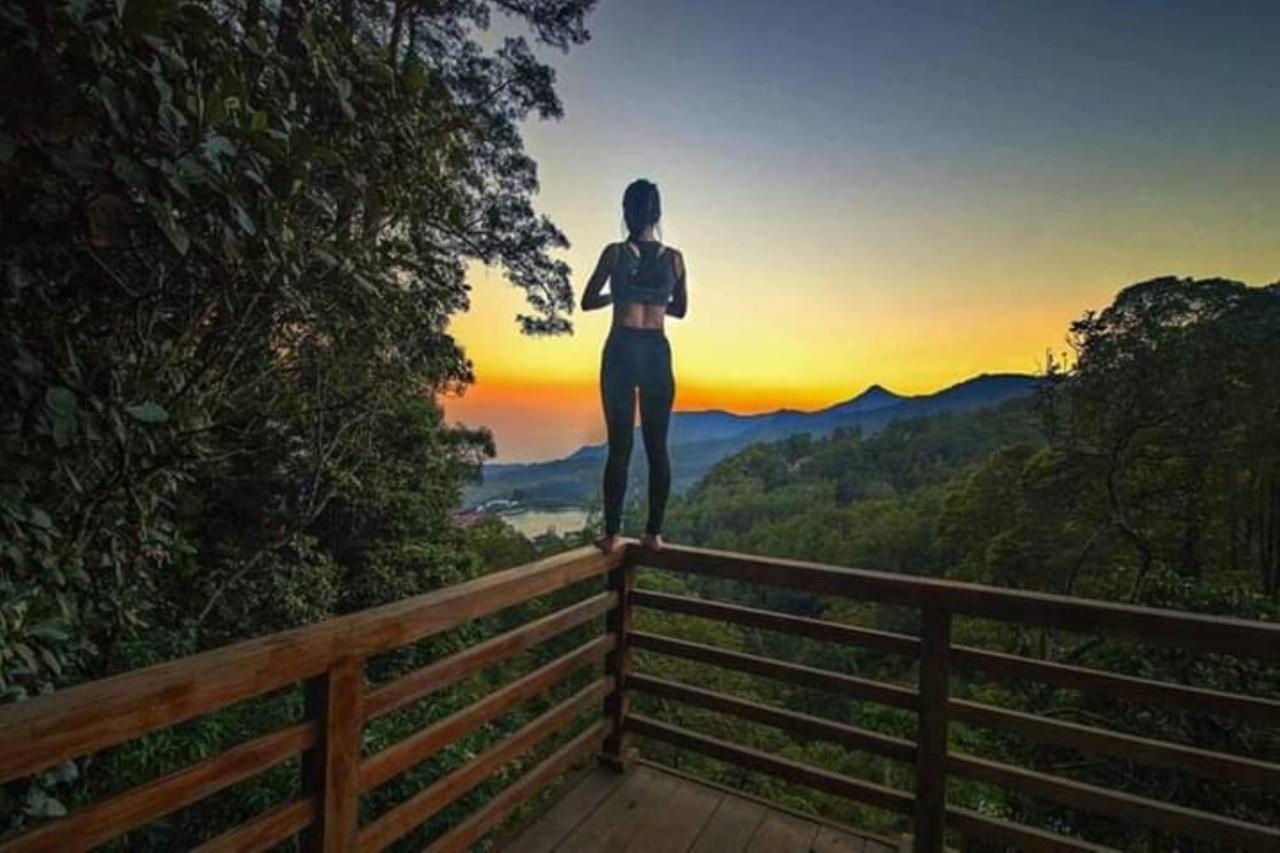 Lawu Forest Camp Sarangan Exteriér fotografie