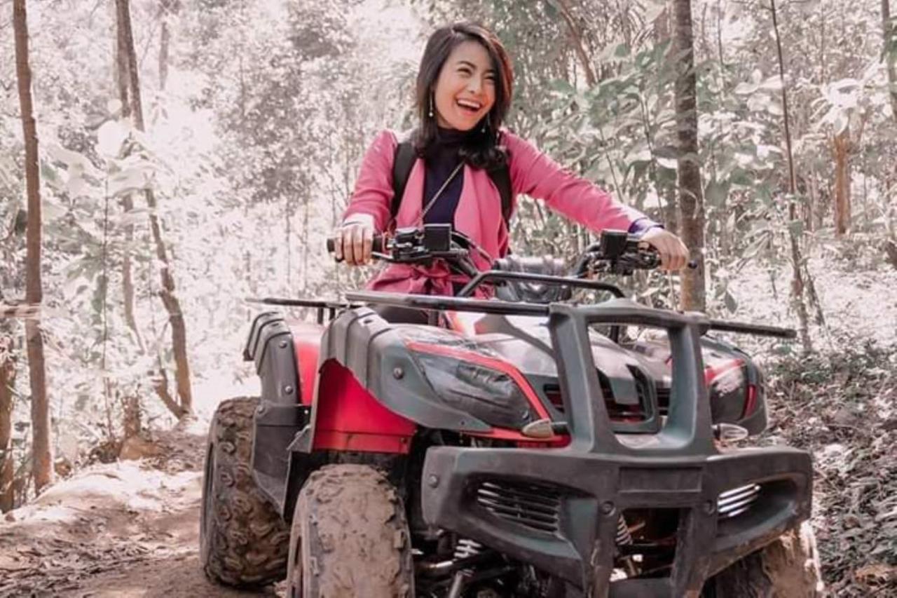 Lawu Forest Camp Sarangan Exteriér fotografie
