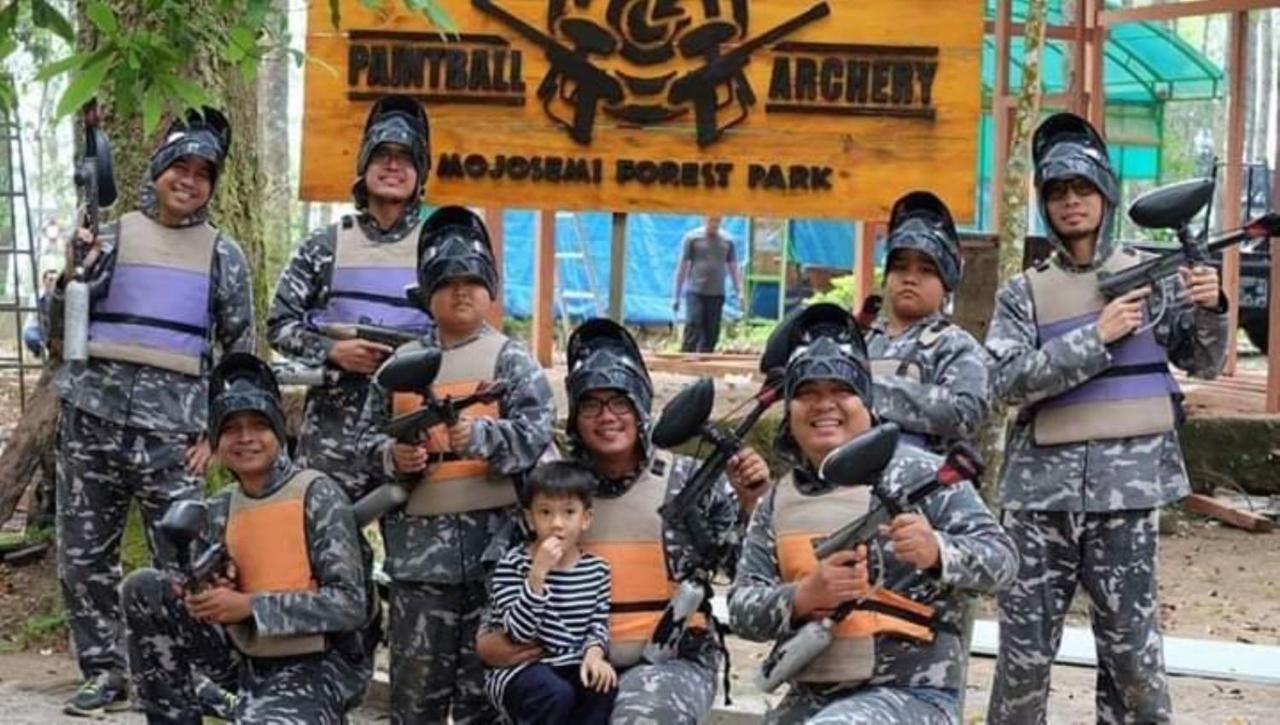 Lawu Forest Camp Sarangan Exteriér fotografie